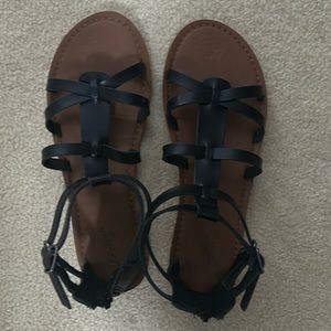 Universal Thread Black Sandals